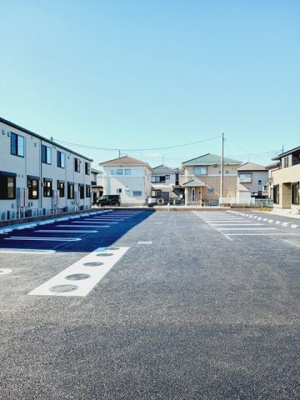 【駐車場】 | アクア　Ｂ | 駐車場に車を止められます