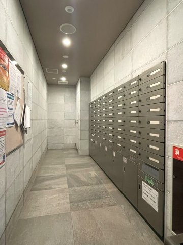 アルファステイツ下松市役所前のその他共用部分|メールルーム。宅配ボックスもあり不在時でも荷物の受け取りができて便利です