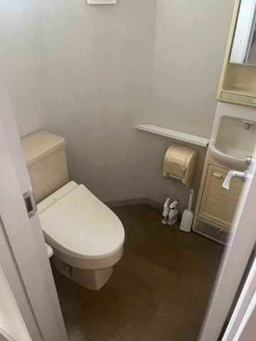 【トイレ】 | 設計士が建築したこだわりのウッディーハウス | トイレ　2階広いトイレです。