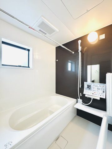 Livele Garden大泉町第14寄木戸　新築住宅4号棟の浴室