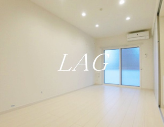 【居間・リビング】 | リブリ・調布 | 洋室のお部屋です。