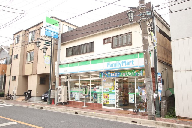 ファミリーマート 上野芝店まで350ｍ