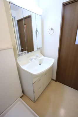 独立洗面台です★