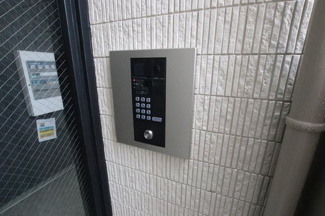 オートロックで防犯面安心