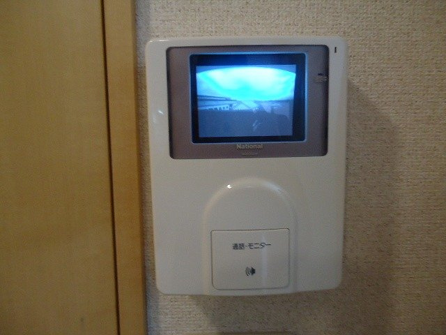 カステル　ヴェッチオの内装|カメラ付インターホン