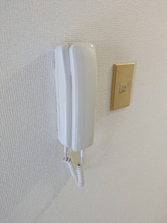 インターホンです♪※清掃前です。