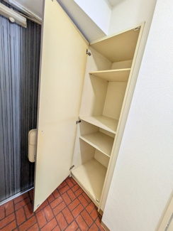 シューズボックスです♪※清掃前です。