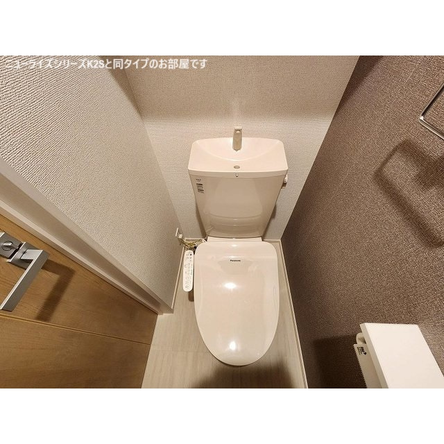 各務原市鵜沼三ツ池町２丁目のアパートのトイレ