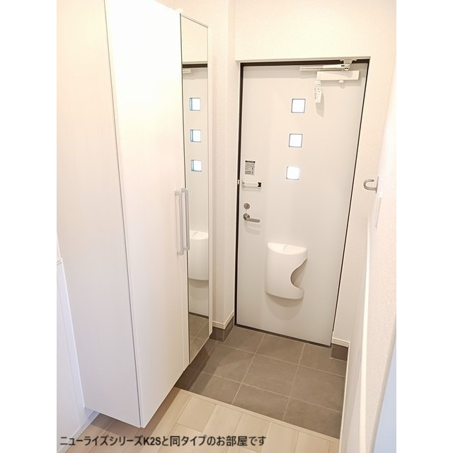 羽島郡笠松町米野のアパートの玄関