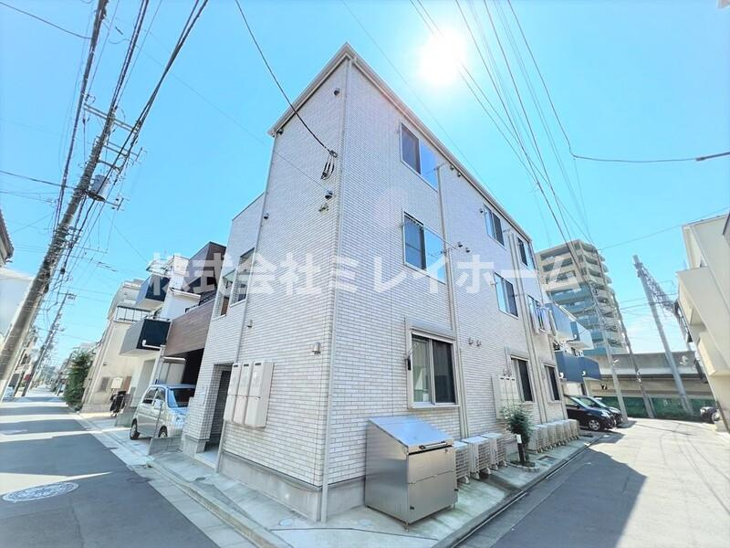 ソレイユ多摩川の外観