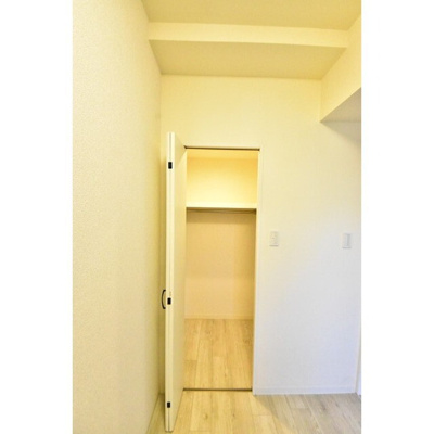 【内装】 | CRESCENT COURT
