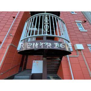 フィレンツェ一宮北の玄関