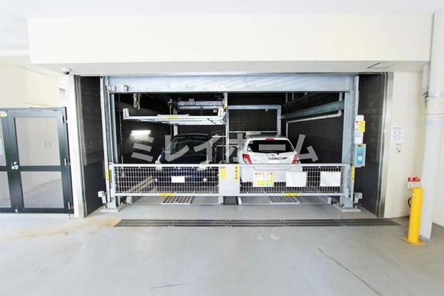 コンフォリア大森DEUXの駐車場