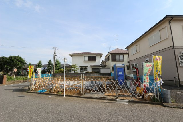 【smile town】 東大和11期の外観|スーパーやドラッグストア、教育施設、医療機関が身近に揃う、子育て家族に嬉しい住環境