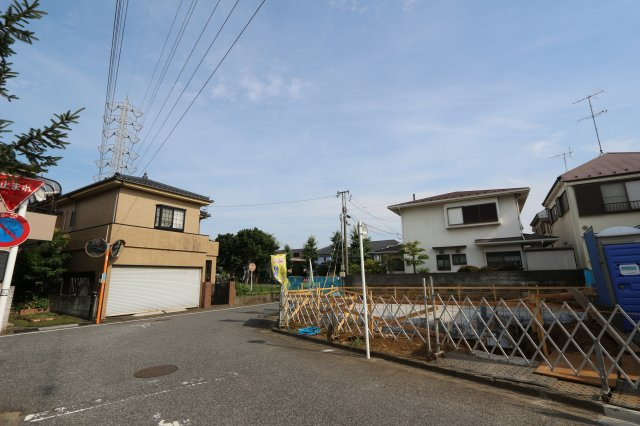 【smile town】 東大和11期の外観|《太陽光発電＋蓄電池「エネカリ」採用》
月々定額で省エネ・防災性能を備え、家計にも環境にもやさしい暮らしを実現