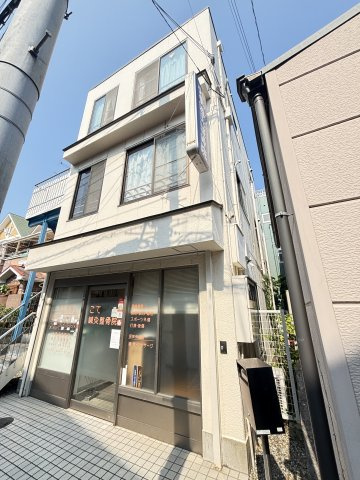 ハイツトマの外観
