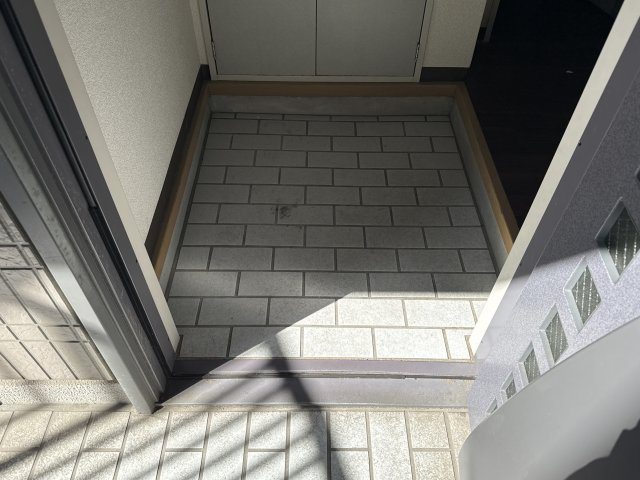 ディアス中島　Aの玄関