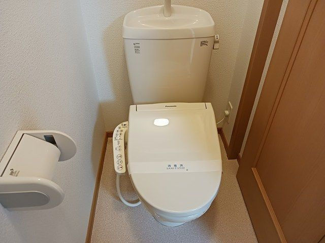 サン・ドエルのトイレ