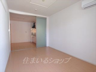 コンフルアンス　ＭⅡの居間・リビング