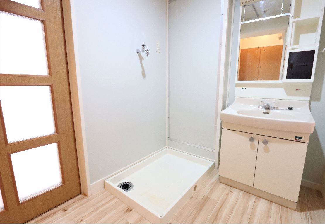 ビレッジハウス吉井Ⅱ【キャッシュバック対象物件】の独立洗面台|独立洗面台、朝の身支度には欠かせません