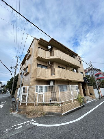 マヨ武庫之荘の外観