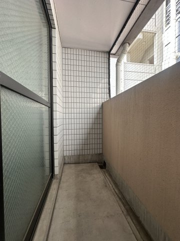 グローリー平尾のバルコニー
