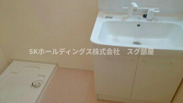 セルサス荒山Ａ棟の洗面所