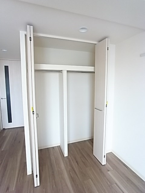 プレサンスTHE神戸の収納