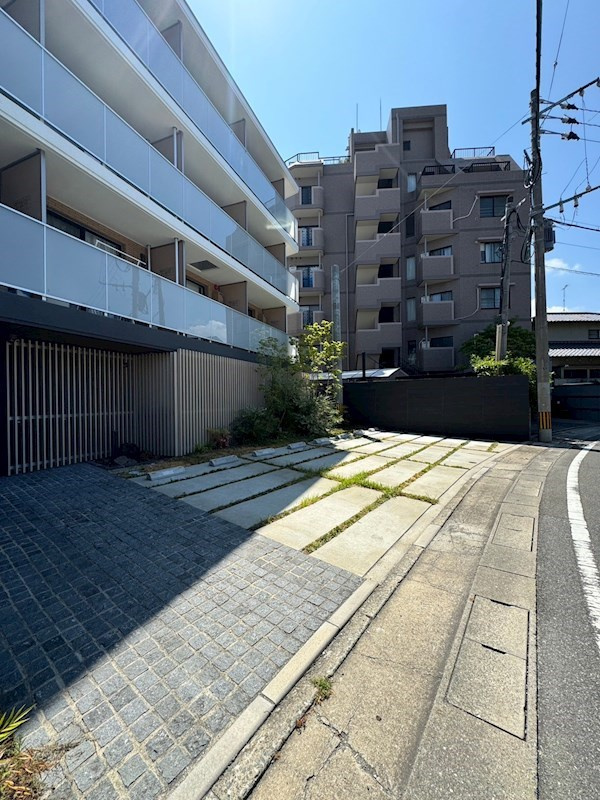 quador高取の駐車場