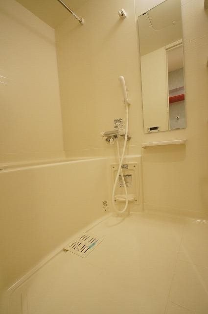 コンダクト福岡東の浴室