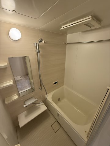日東新町Dルームの浴室