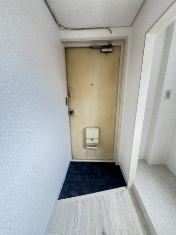 湊川サンシャインの玄関