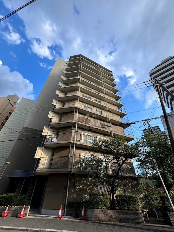 ファミール阿波座
