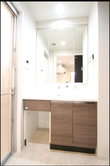 INOYA BLDG RESIDENCEの洗面所