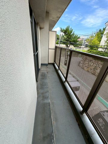 松園ハイツのバルコニー
