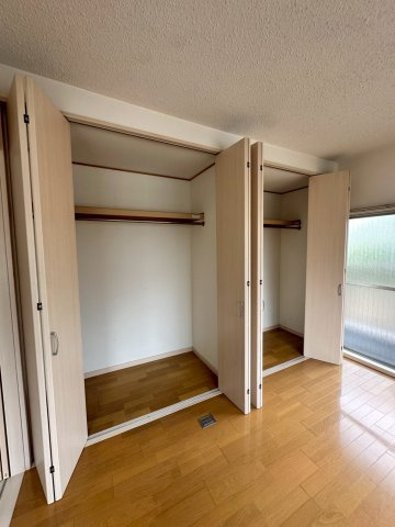 松園ハイツの収納