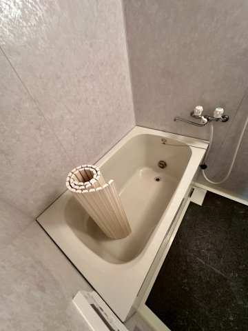 松園ハイツの浴室