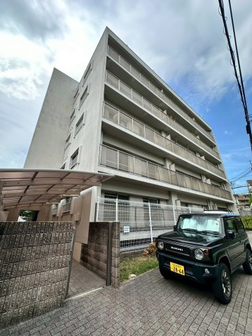 松園ハイツの外観