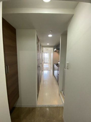 Luxe神戸WESTの玄関