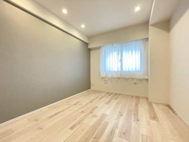 コスモステージ志木の洋室