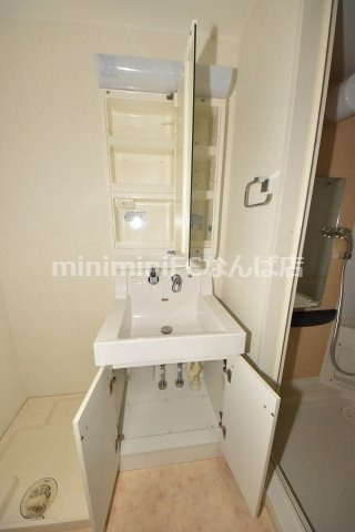 エスリード難波ステーションプラザ