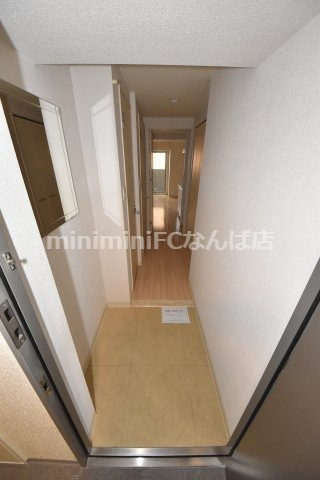 エスリード難波ステーションプラザの玄関