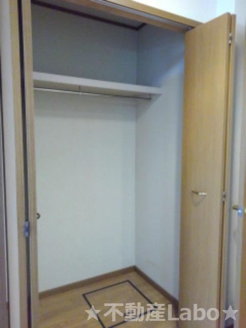 ソレイユ北島Bの収納
