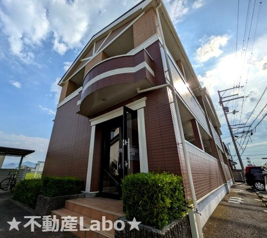 ヴィラージュコートの外観