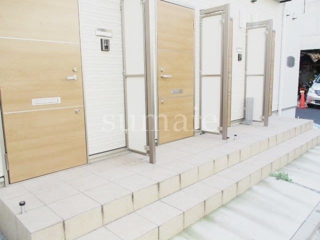 ヴィレッタ岩淵のロビー|お部屋への入口はこちらです☆