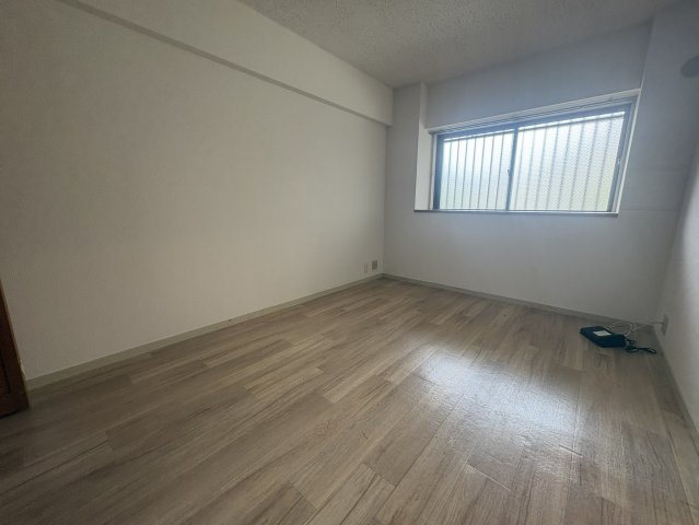 入江マンションの居間・リビング