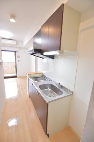 大阪市都島区都島本通３丁目の賃貸マンションのキッチン