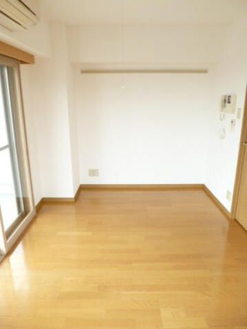 スカイコート本郷東大前壱番館の居間・リビング