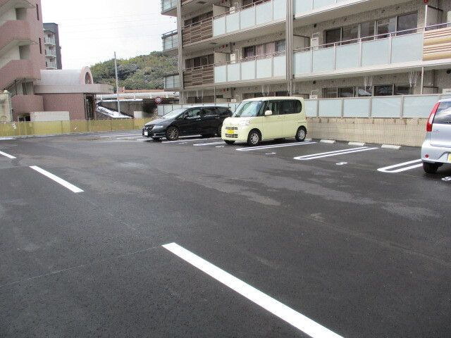 イマージュコパの駐車場