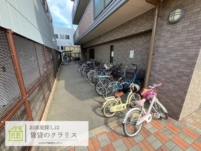 パデシオン十条駅前